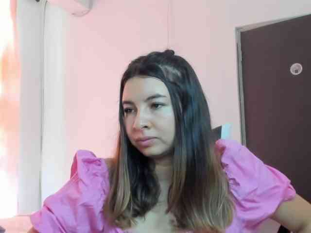 LaraCat1 webcam