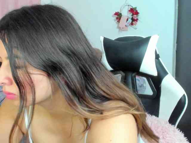 LaraCat1 webcam