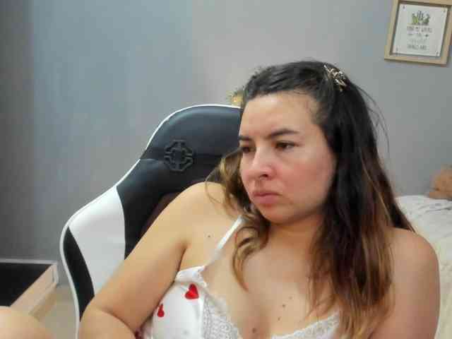 LaraCat1 webcam