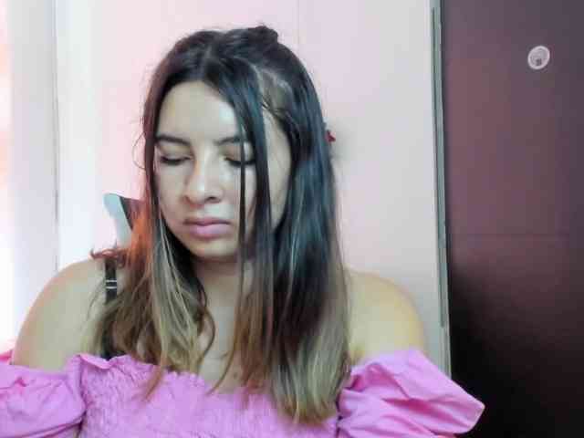 LaraCat1 webcam