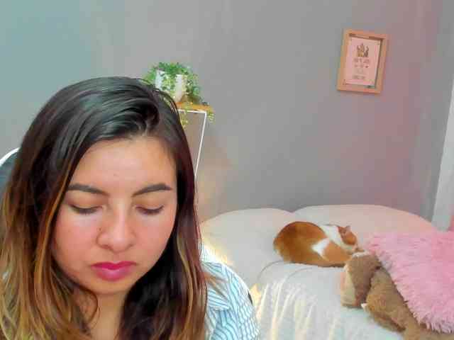 LaraCat1 webcam