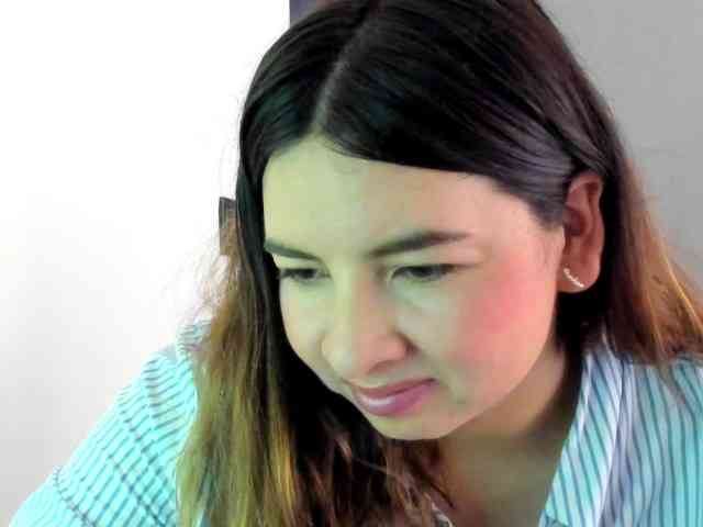 LaraCat1 webcam