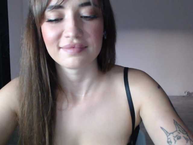 LexiOrgasm live cam on BongaCams