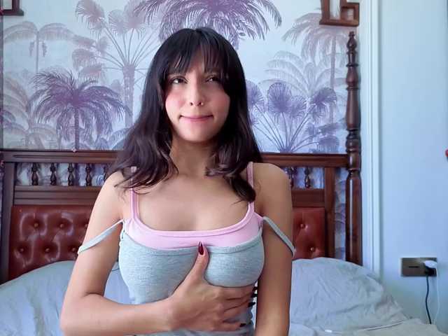 Linaage live cam on BongaCams