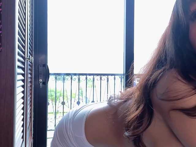 Linaage live cam on BongaCams