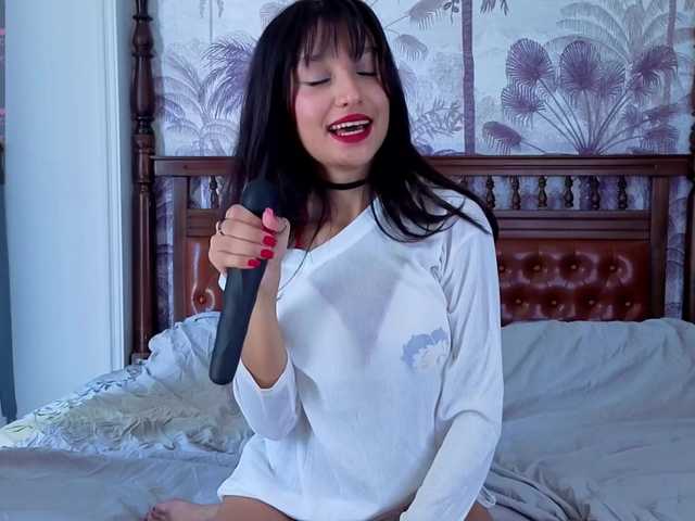 Linaage live webcam show