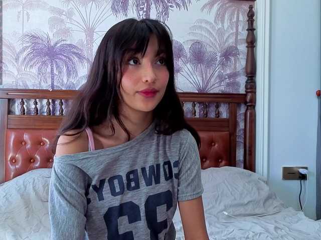 Linaage live webcam show