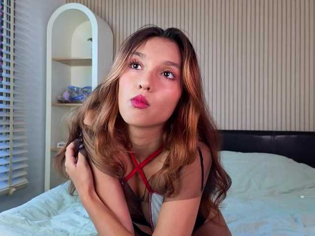 Linaage live cam on BongaCams