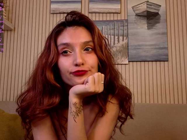 Linaage Live Cam on BongaCams