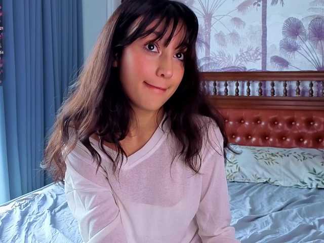 Linaage live cam on BongaCams