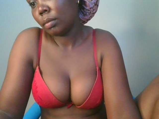 VarlKay live cam on BongaCams