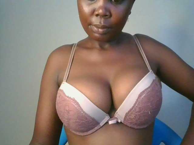 VarlKay's BongaCams show and profile