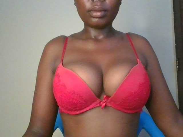 VarlKay's BongaCams show and profile