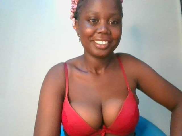VarlKay live cam on BongaCams