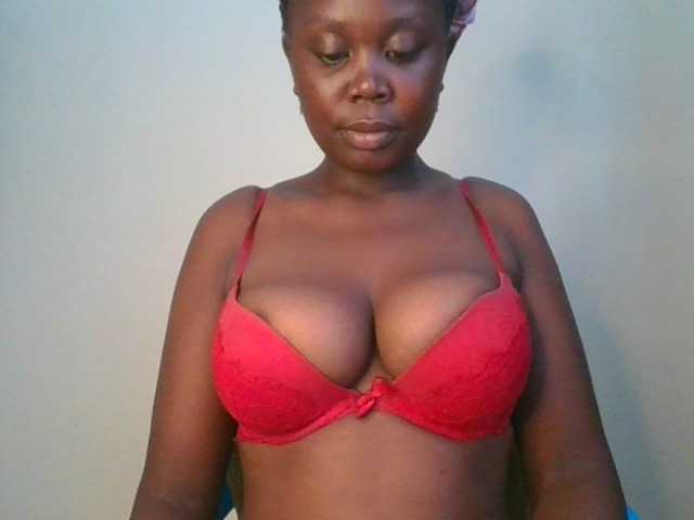 VarlKay live cam on BongaCams