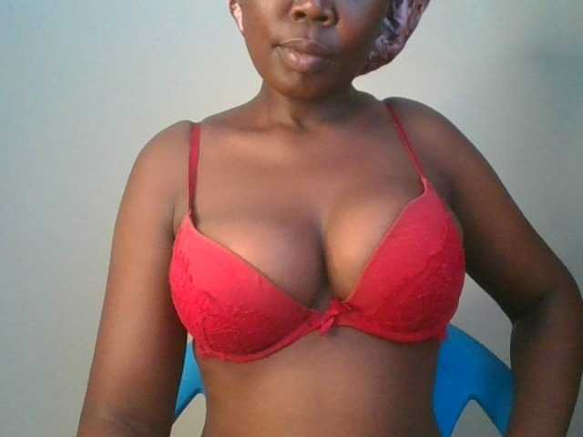 VarlKay live cam on BongaCams