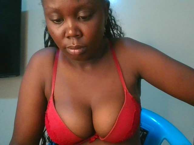 VarlKay live cam on BongaCams