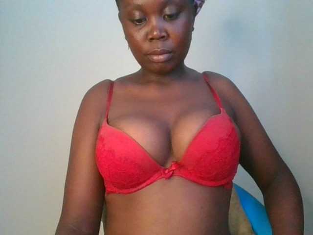 VarlKay live cam on BongaCams