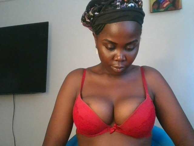 VarlKay's BongaCams show and profile