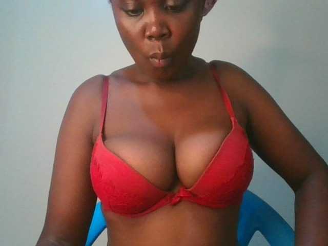 VarlKay live cam on BongaCams