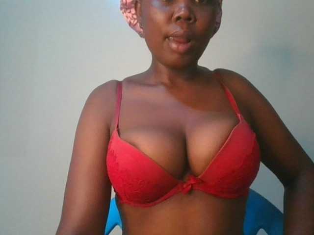 VarlKay live cam on BongaCams