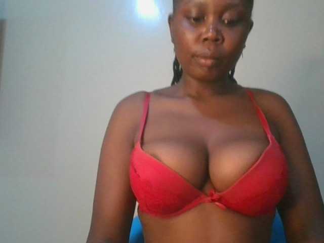 VarlKay live cam on BongaCams
