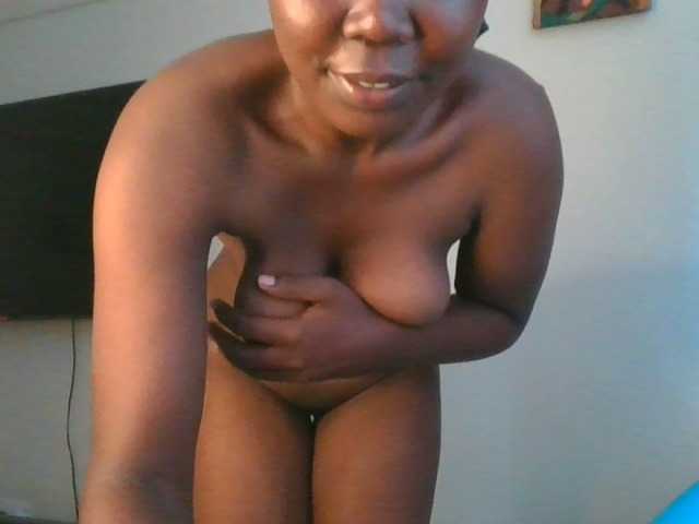 VarlKay's BongaCams show and profile