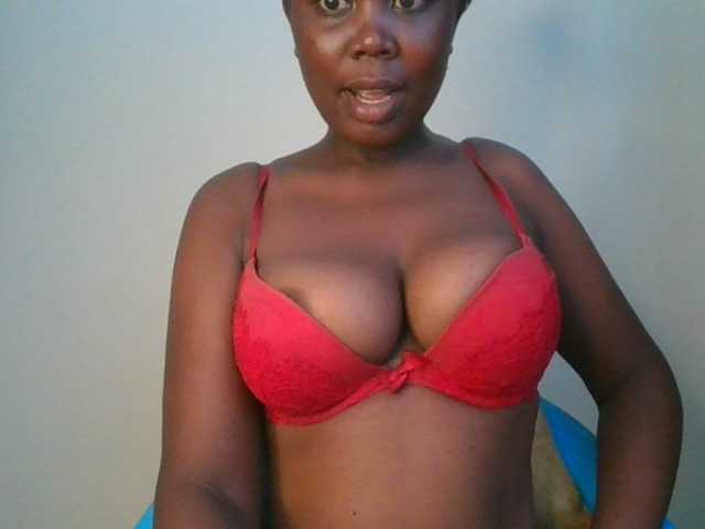 VarlKay live cam on BongaCams