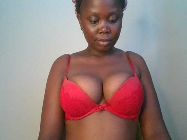 VarlKay live cam on BongaCams