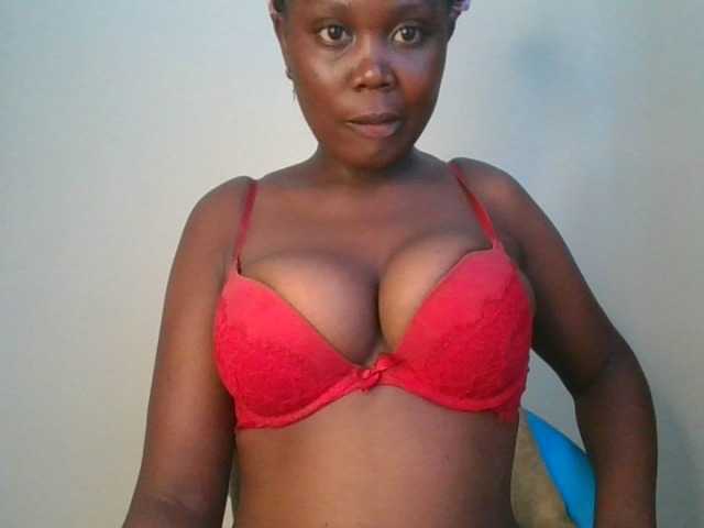 VarlKay live cam on BongaCams