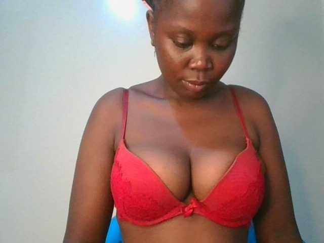 VarlKay live cam on BongaCams