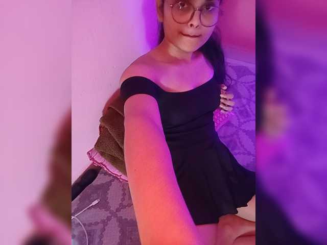 CamX1 live cam on BongaCams