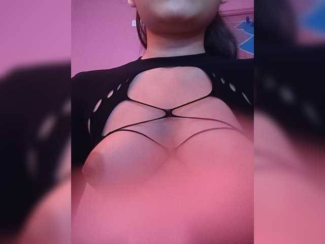 CamX1 live cam on BongaCams