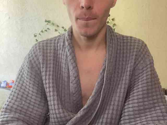 Alex20004
