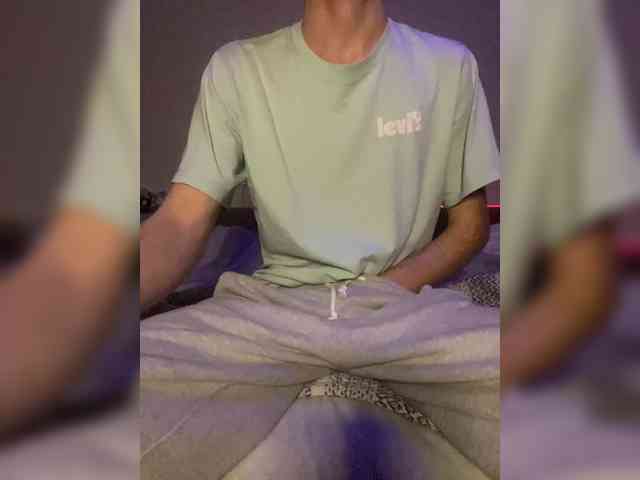 Alex20004