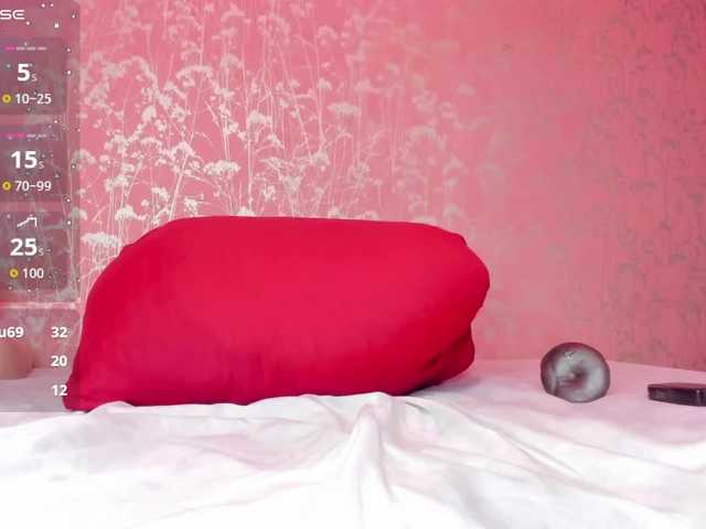 IrisHerrera live cam on BongaCams