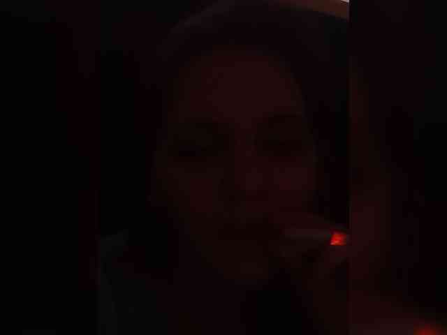 ScarletMoon-666 webcam