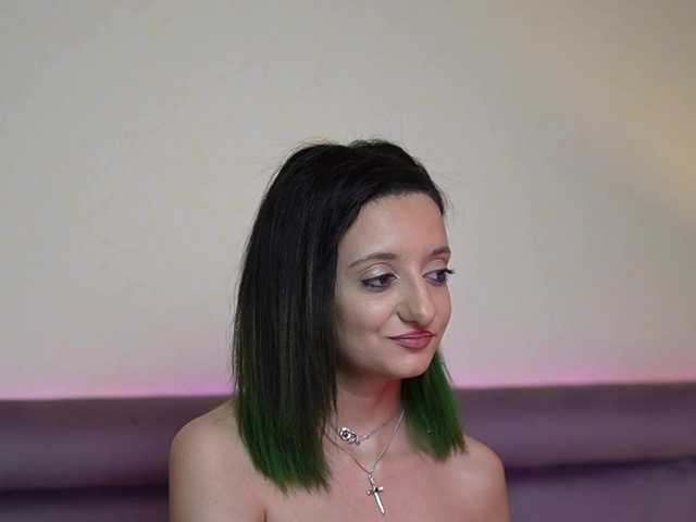 JoelleSoul's BongaCams show and profile