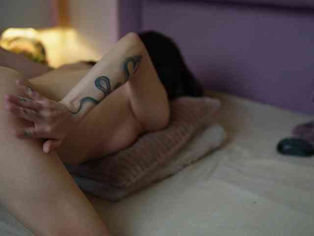 JoelleSoul Live Webcam on BongaCams