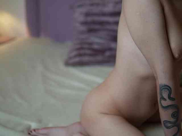 JoelleSoul webcam