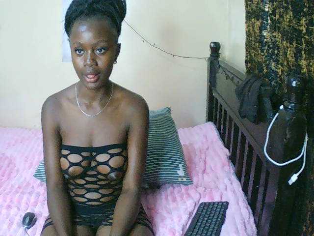 Xnyder live cam on BongaCams