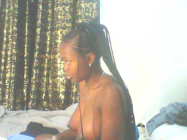 Xnyder live cam on BongaCams