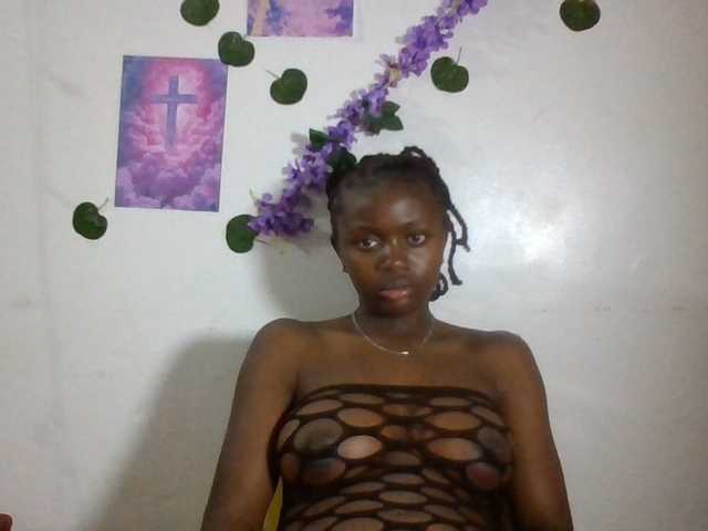 Xnyder live cam on BongaCams