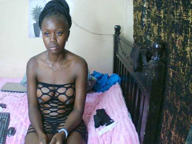 Xnyder live cam on BongaCams