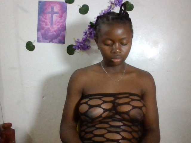 Xnyder live cam on BongaCams