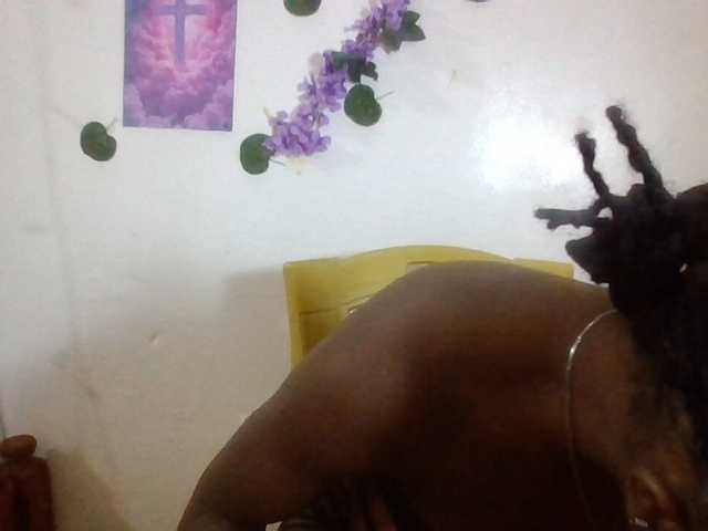 Xnyder live cam on BongaCams