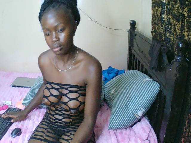 Xnyder live cam on BongaCams