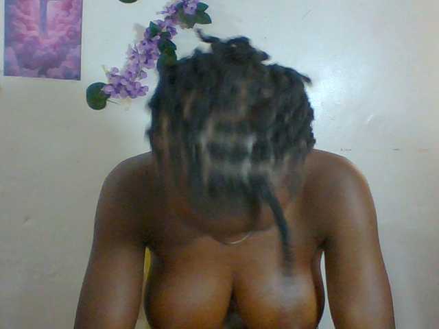 Xnyder live cam on BongaCams