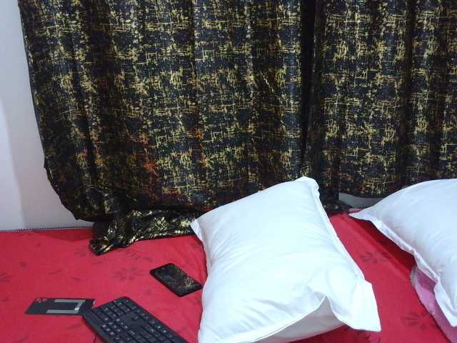 Xnyder live cam on BongaCams