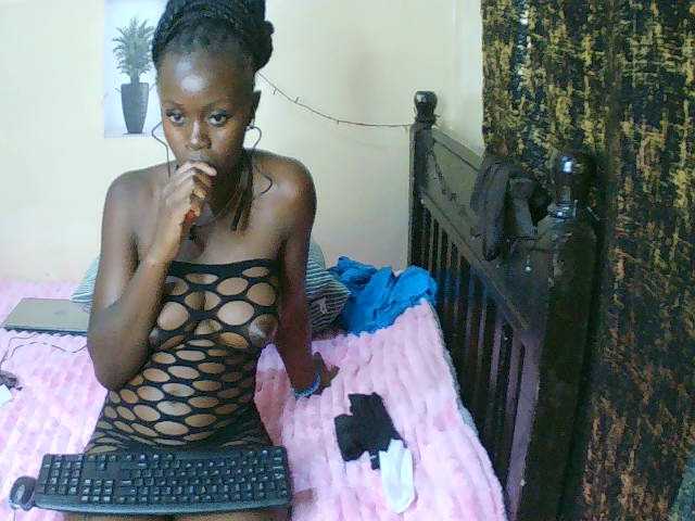 Xnyder live cam on BongaCams